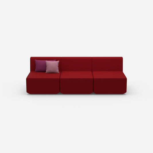 Rote 3 Sitzer Sofas von vorne