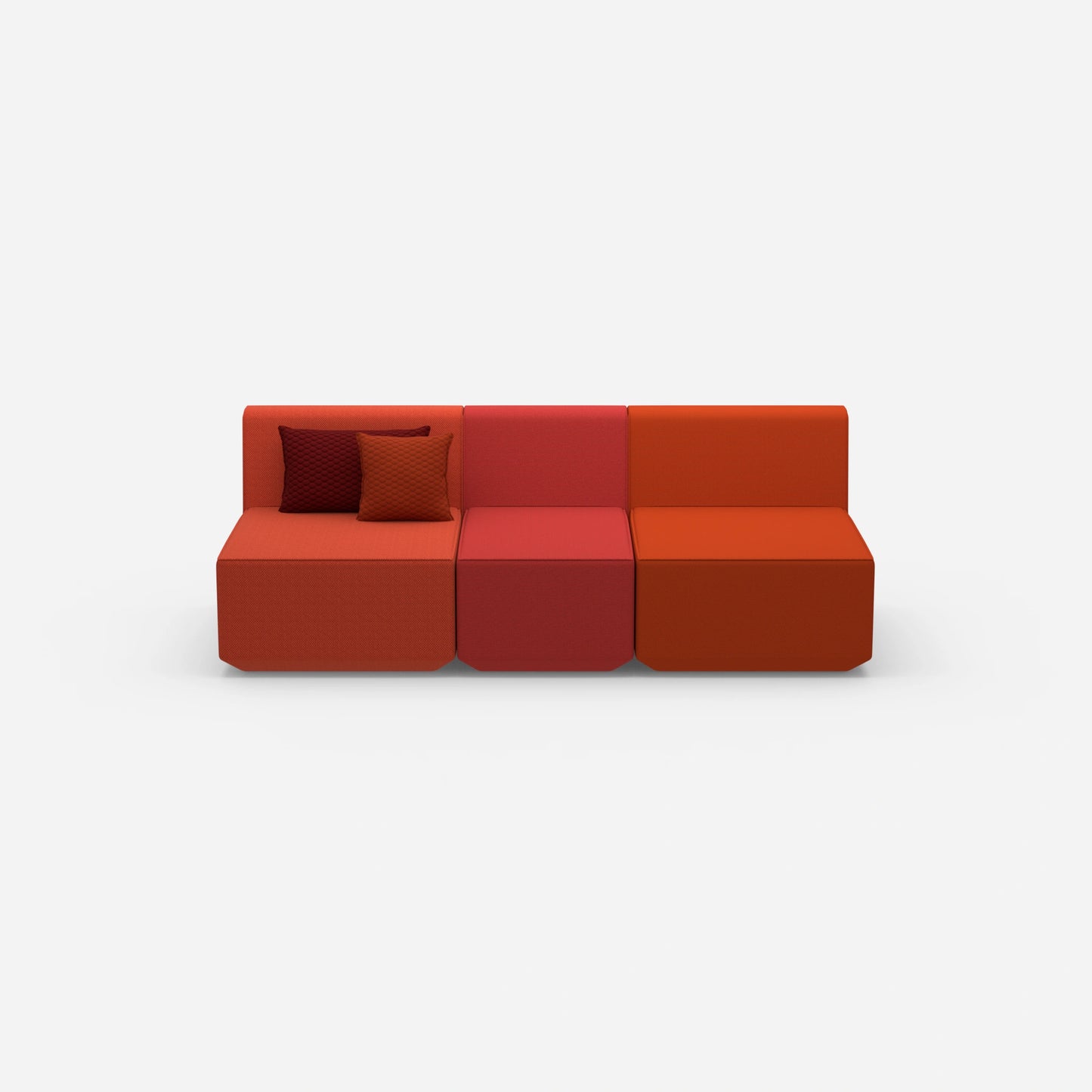 Rotes Dreisitzer Sofa von vorne