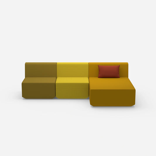 Sofa mit Recamiere für 3 Personen von vorne