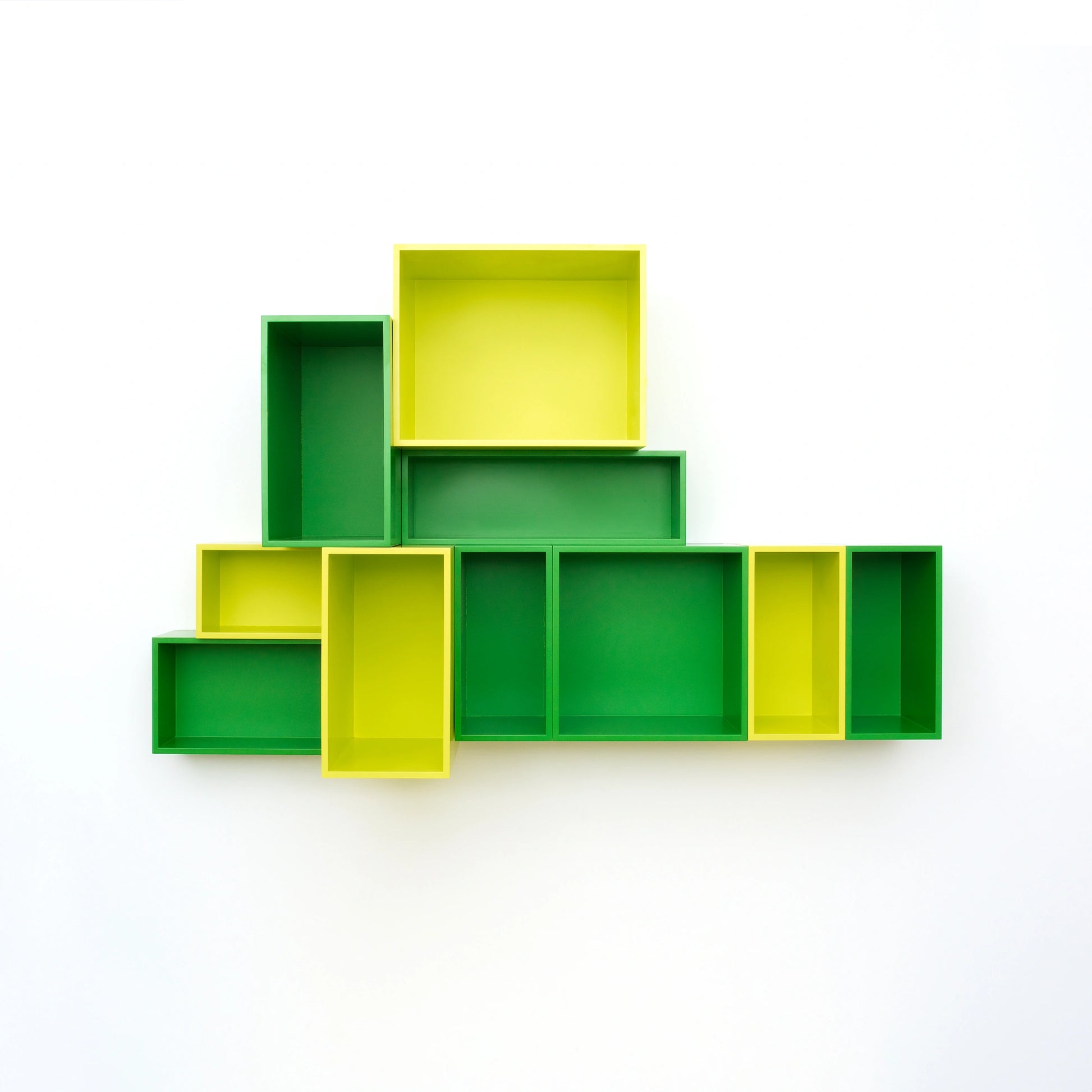 Wall-mounted shelving RK013 from the front