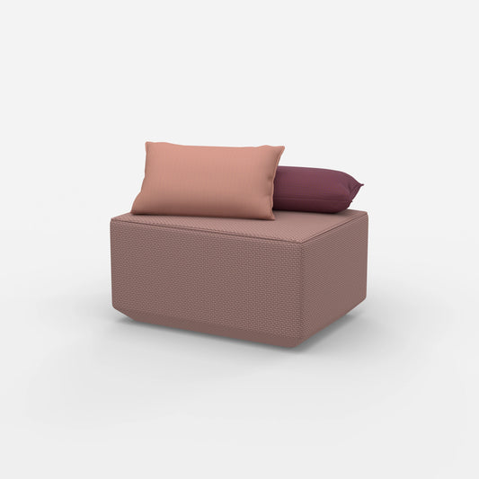 Pouf in pink from the side