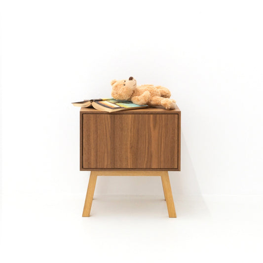 Sideboard SB025 from the front