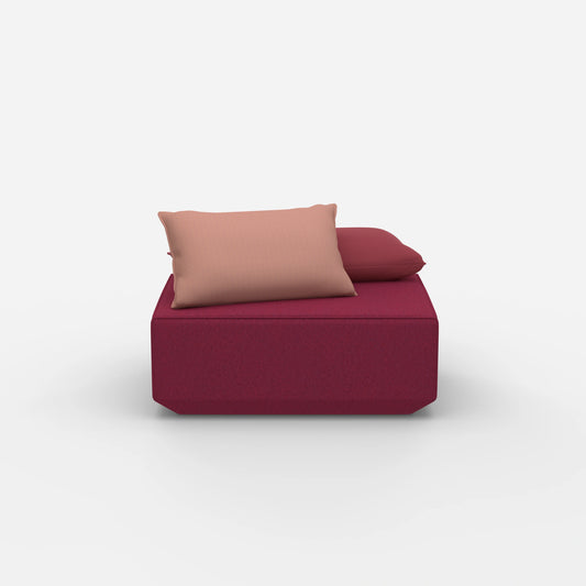 Seat pouf in pink from the front