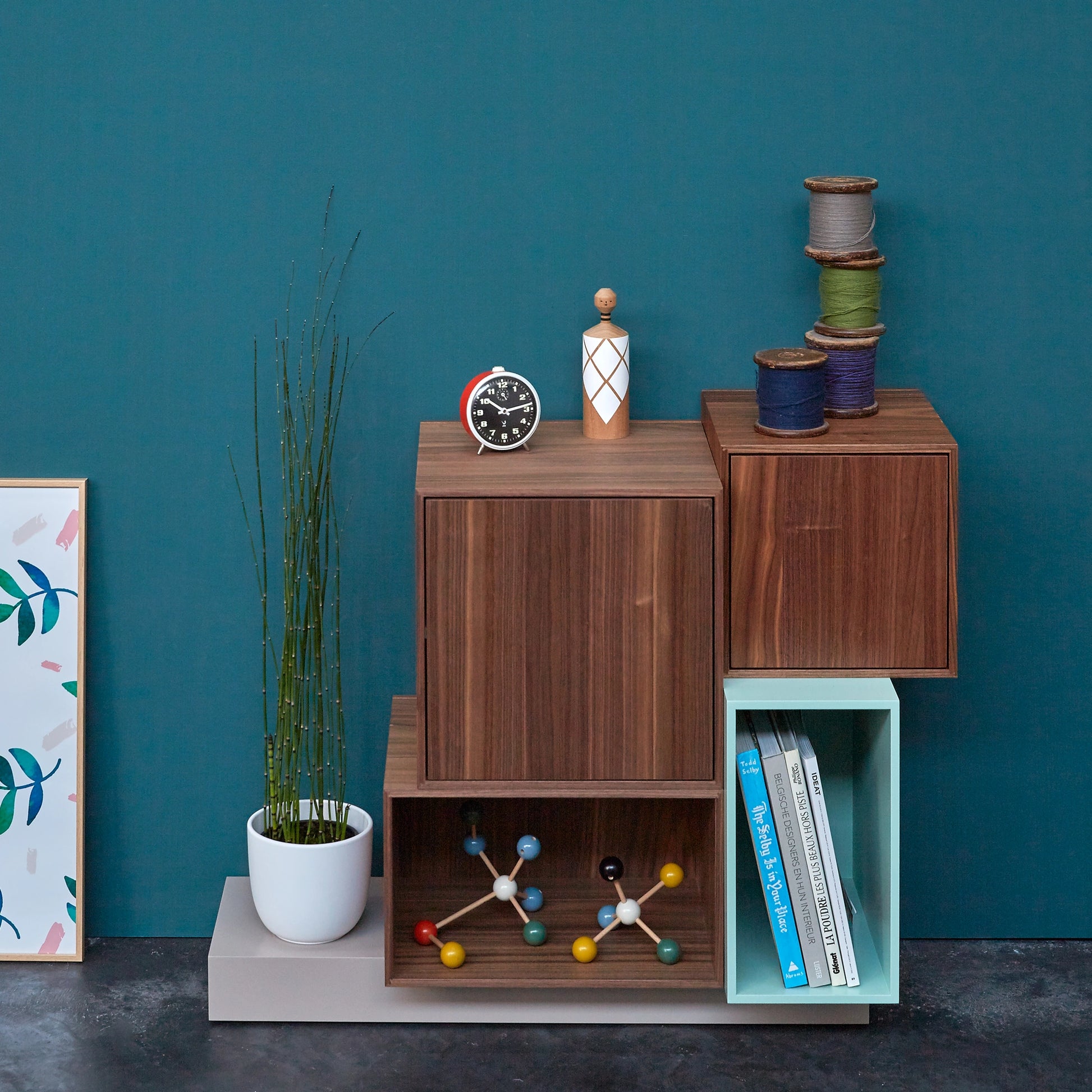 RK204 door shelf from the front